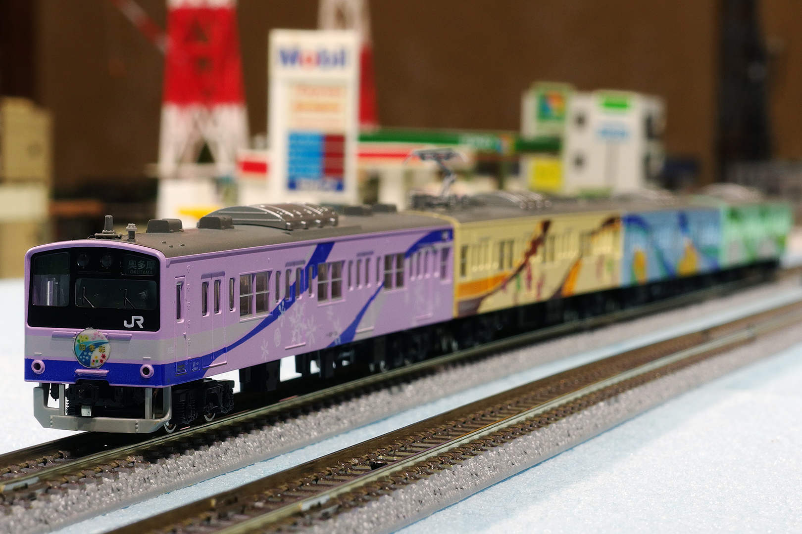 KATO 10-912 201系 四季彩タイプ 4両セット 入線: Nゲージ立川駅 